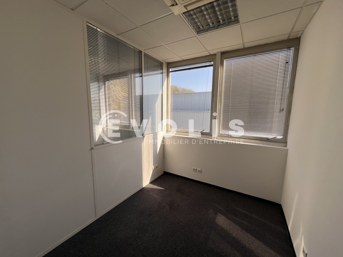 Photo 12 – location bureaux	NEUILLY SUR MARNE (93330)