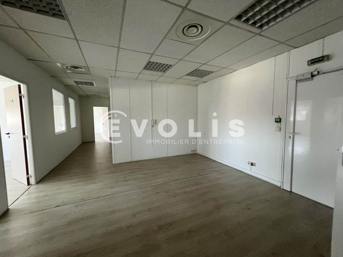 Photo 8 – location bureaux	NEUILLY SUR MARNE (93330)
