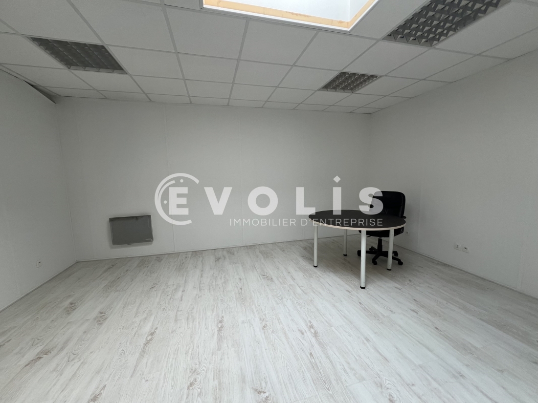 Photo 13 – location bureaux	NEUILLY SUR MARNE (93330)
