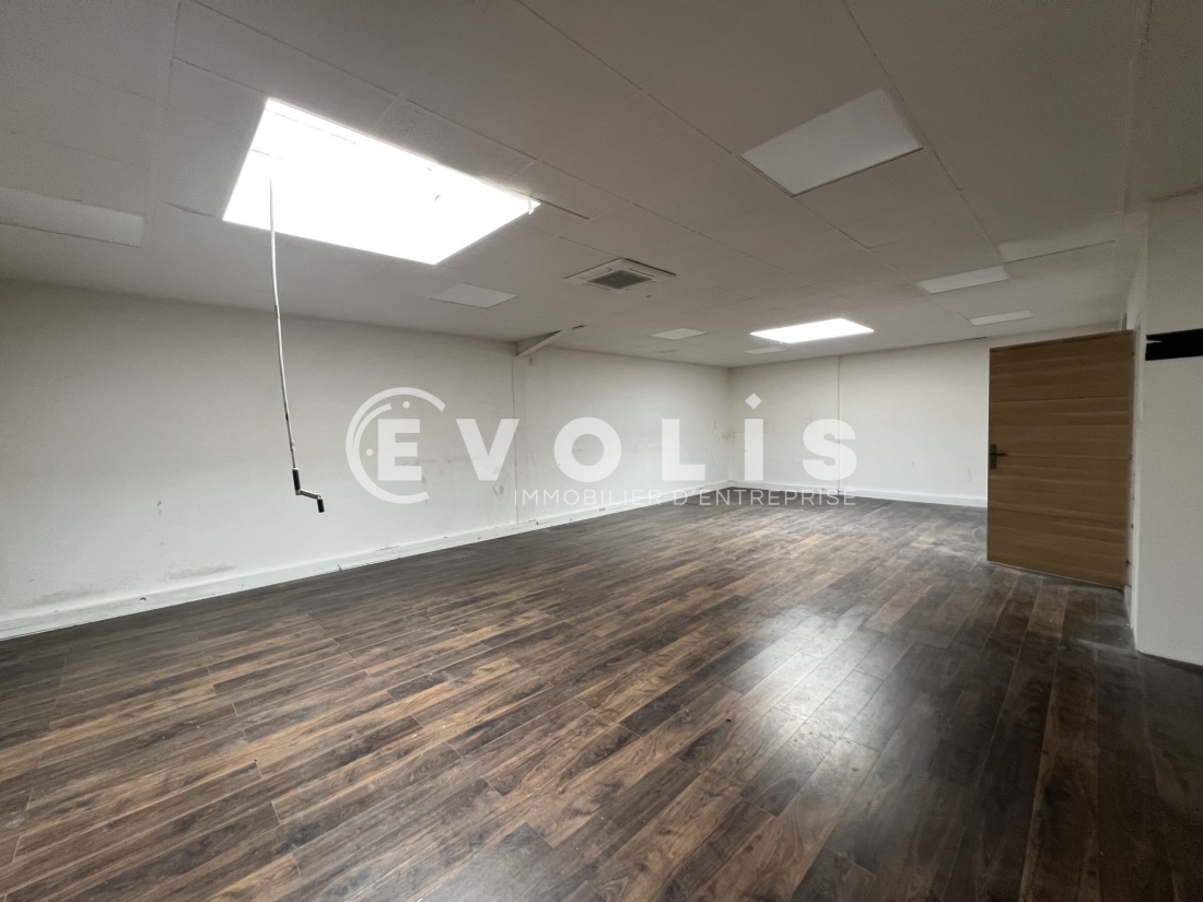 Photo 1 – location bureaux	NEUILLY SUR MARNE (93330)