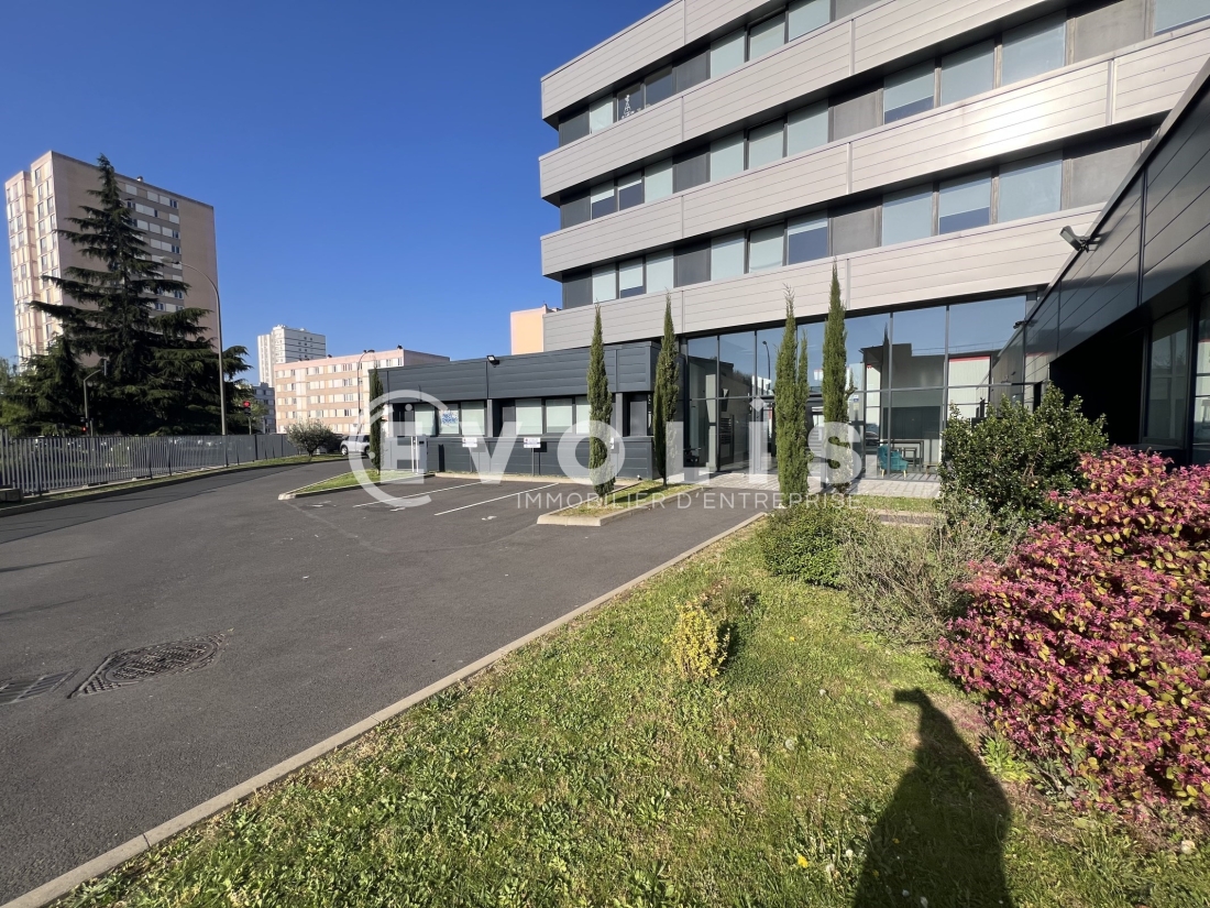 Photo 12 – location bureaux	ROSNY SOUS BOIS (93110)