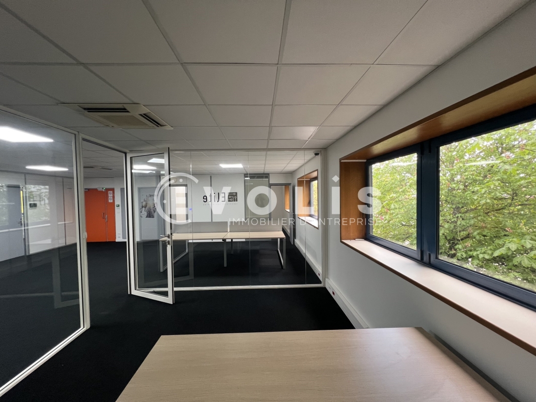 Photo 1 – location bureaux	NOISY LE GRAND (93160)