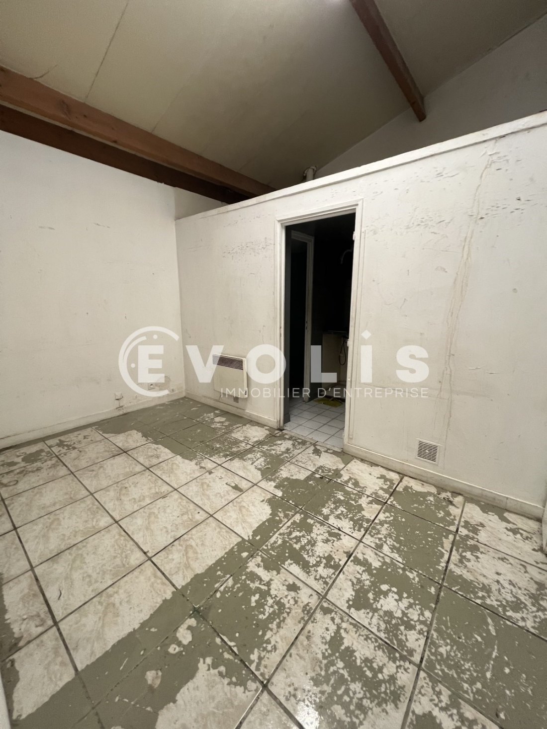 Photo 9 – vente Entrepôts / activités	VALENTON (94460)