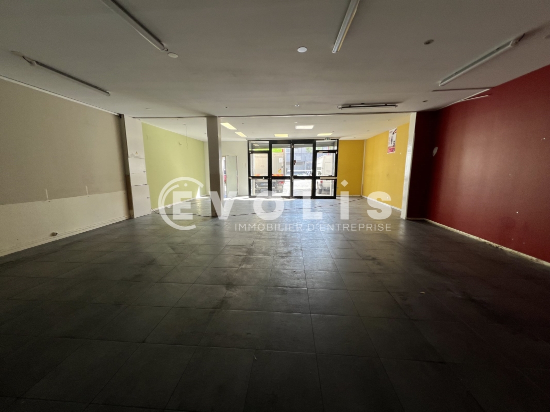 Photo 4 – vente Entrepôts / activités	VALENTON (94460)