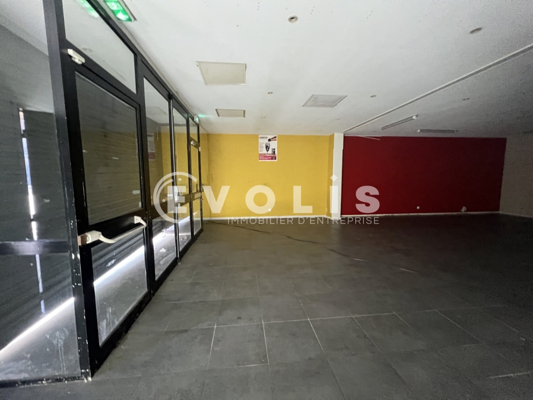 Photo 5 – vente Entrepôts / activités	VALENTON (94460)
