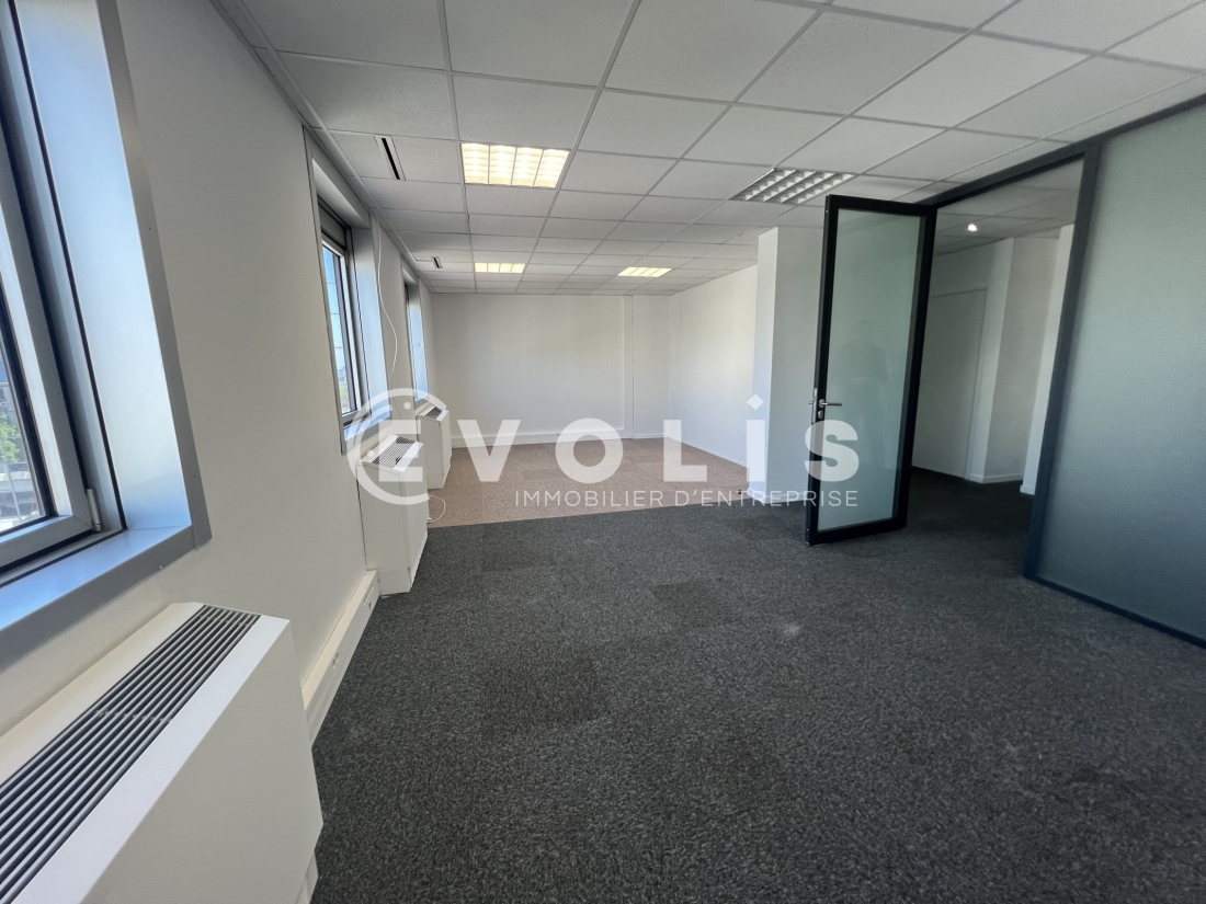 Photo 2 – location bureaux	NOISY LE GRAND (93160)