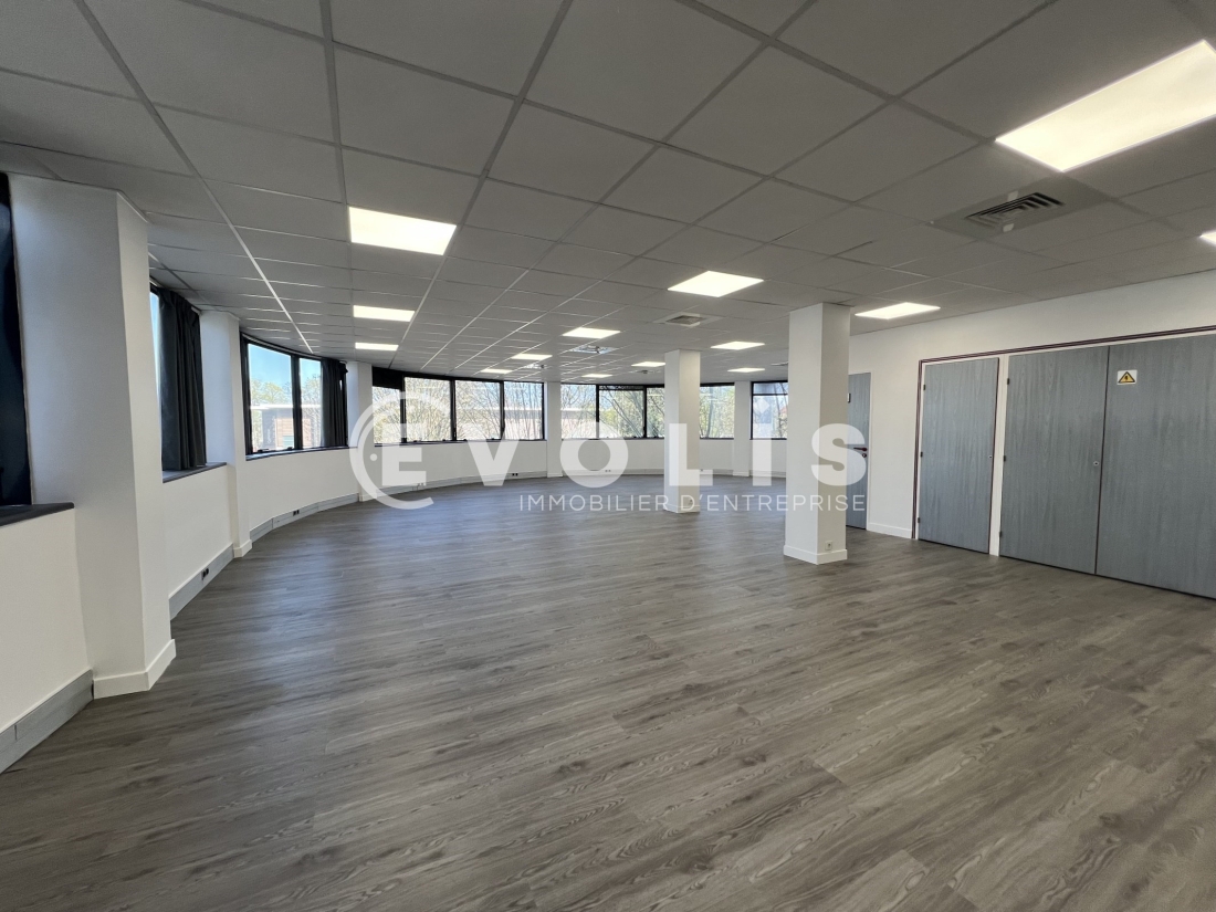 Photo 3 – location bureaux	NOISY LE GRAND (93160)