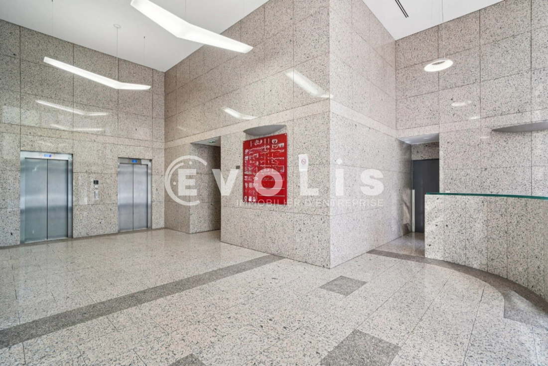 Photo 2 – location bureaux	NOISY LE GRAND (93160)