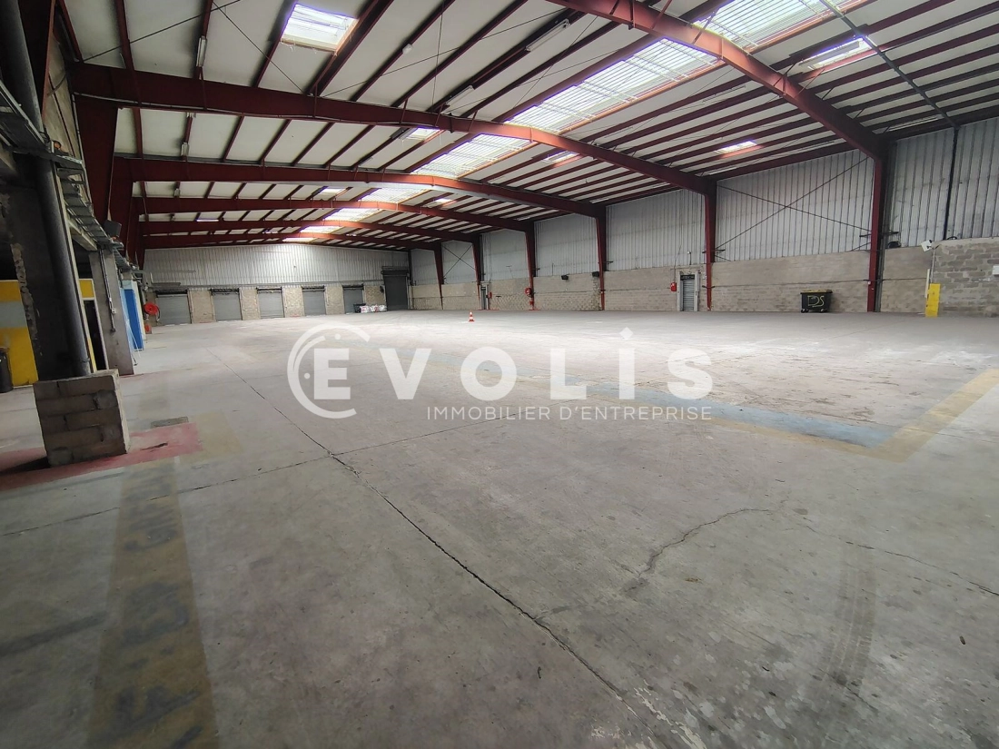 Photo 4 – location Entrepôts / activités	SUCY EN BRIE (94370)