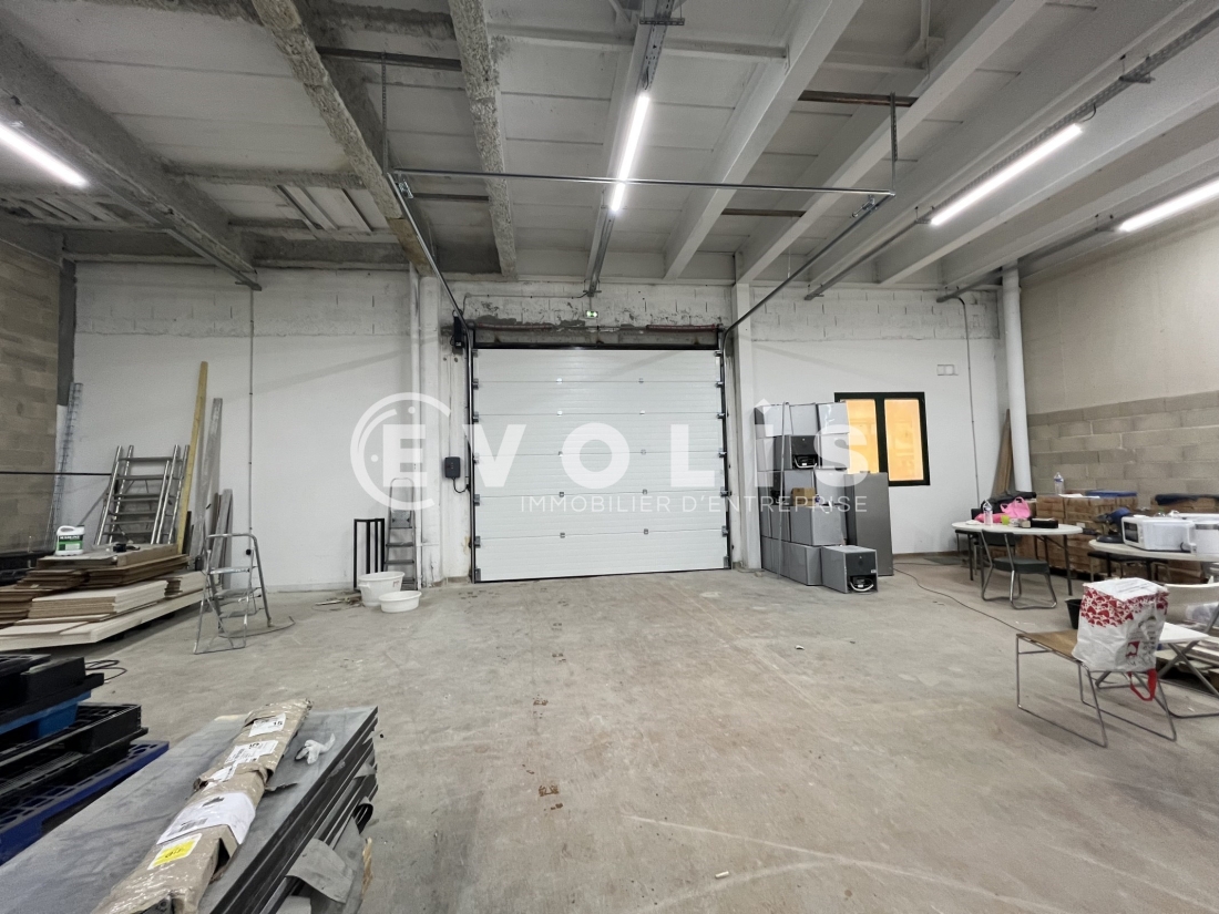 Photo 3 – location Entrepôts / activités	NEUILLY SUR MARNE (93330)