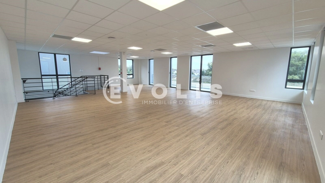 Photo 13 – location Entrepôts / activités	COURTRY (77181)