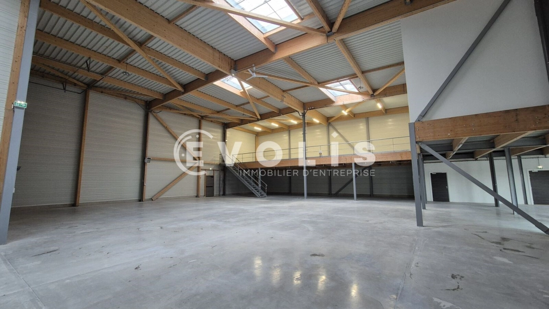 Photo 9 – location Entrepôts / activités	COURTRY (77181)