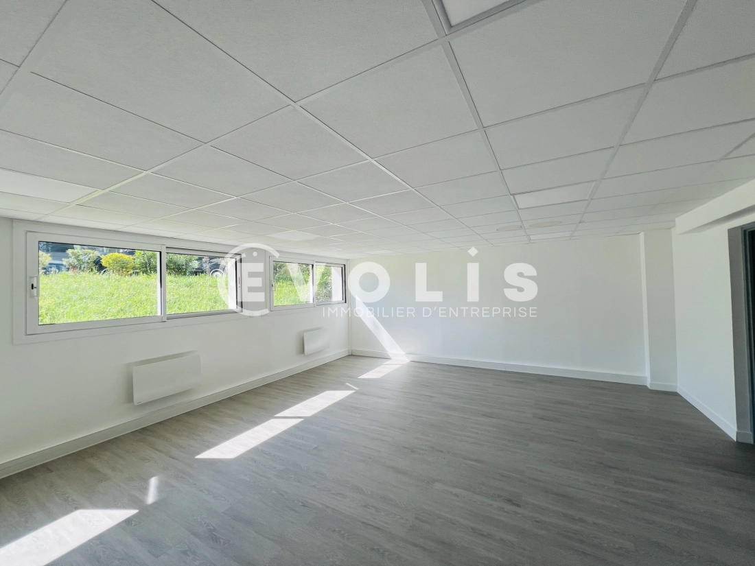 Photo 1 – location bureaux	MAISONS ALFORT (94700)