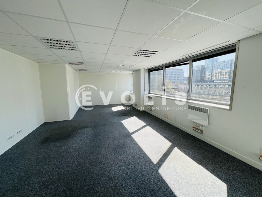 Photo 2 – vente bureaux	NOISY LE GRAND (93160)