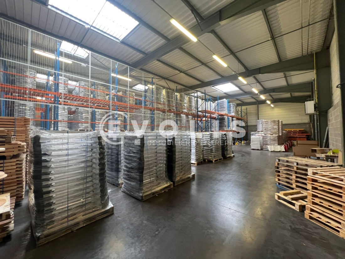 Photo 7 – location Entrepôts / activités	CHAPONOST (69630)