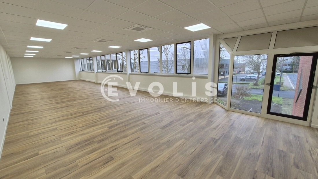 Photo 10 – location Entrepôts / activités	SAINT THIBAULT DES VIGNES (77400)