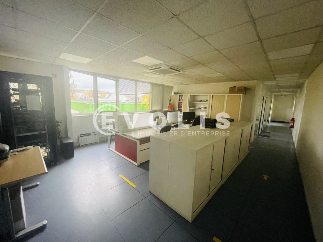 Photo 5 – location Entrepôts / activités	SAINT THIBAULT DES VIGNES (77400)