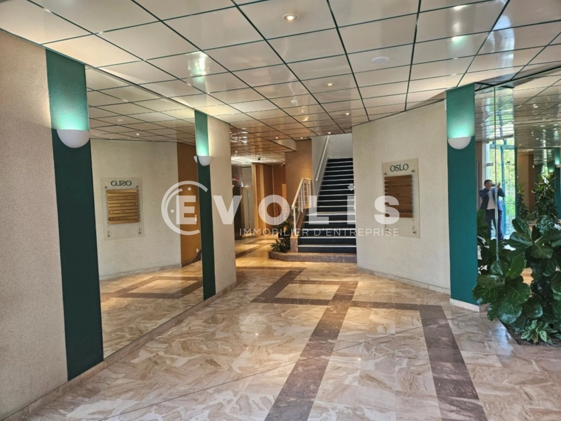 Photo 14 – location bureaux	VILLEBON SUR YVETTE (91140)