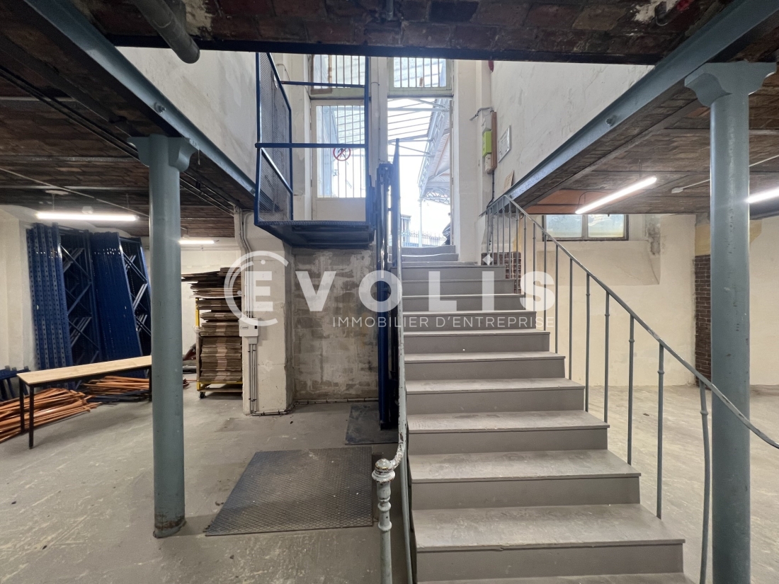 Photo 9 – location Entrepôts / activités	CHARENTON LE PONT (94220)