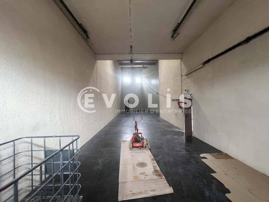 Photo 4 – location Entrepôts / activités	NEUILLY SUR MARNE (93330)