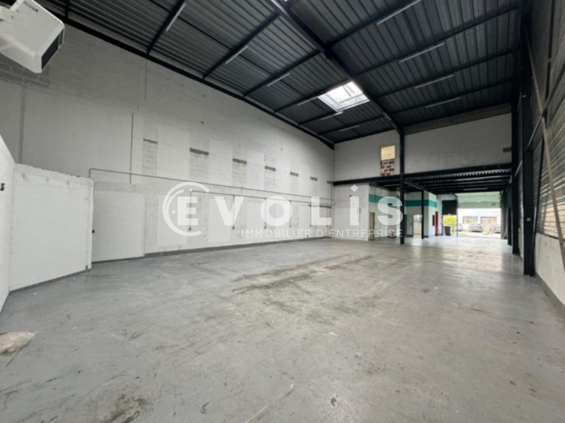 Photo 2 – location Entrepôts / activités	MASSY (91300)