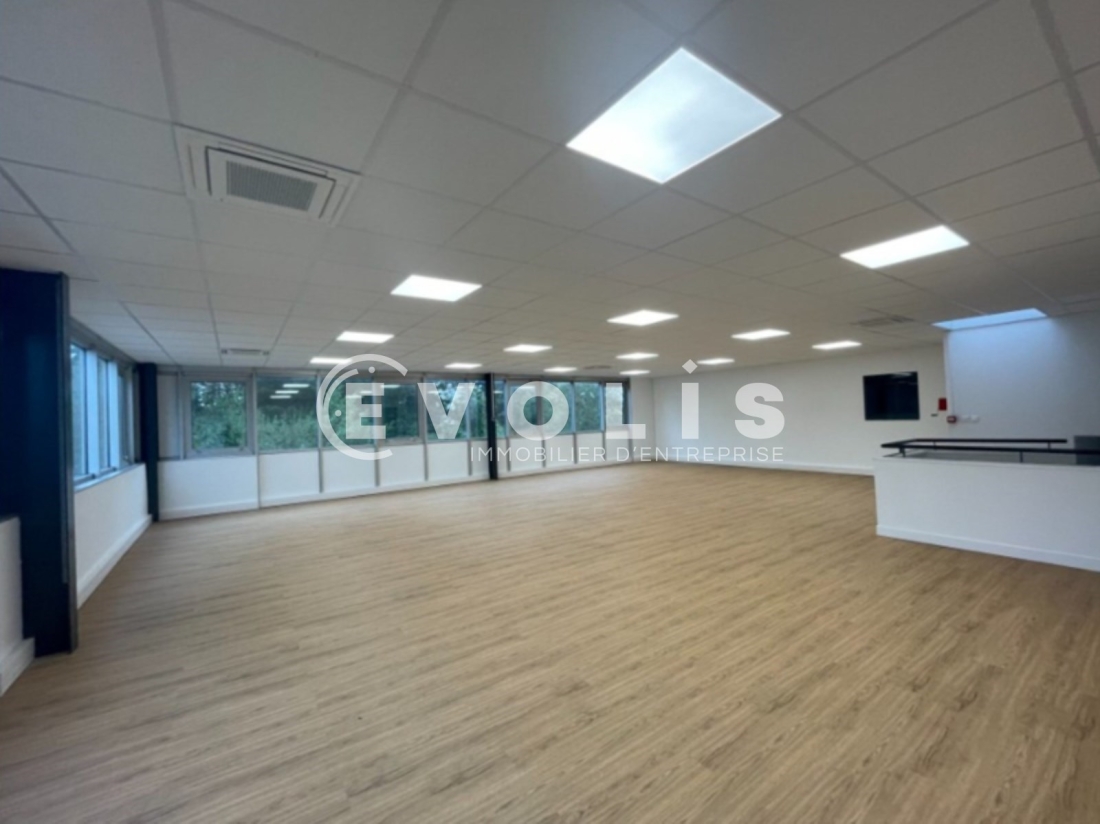 Photo 8 – location Entrepôts / activités	MASSY (91300)