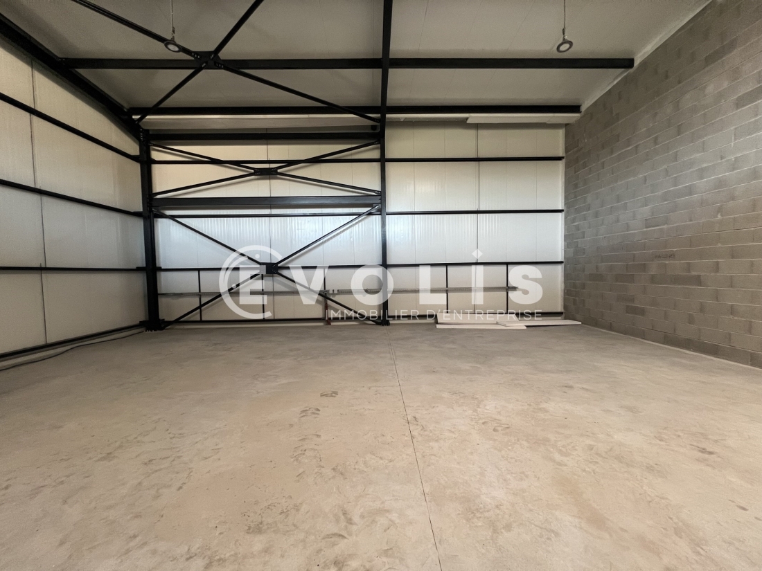 Photo 5 – location Entrepôts / activités	NOISY LE GRAND (93160)