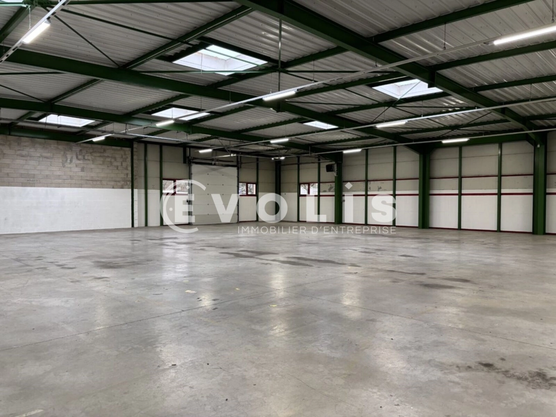 Photo 8 – location Entrepôts / activités	SAINT THIBAULT DES VIGNES (77400)