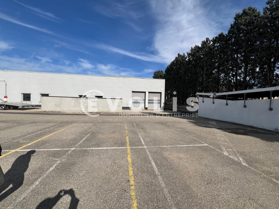 Photo 4 – location Entrepôts / activités	VENISSIEUX (69200)