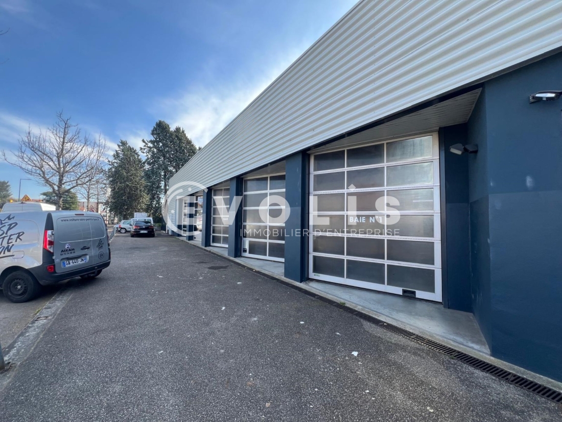 Photo 3 – location Entrepôts / activités	VENISSIEUX (69200)