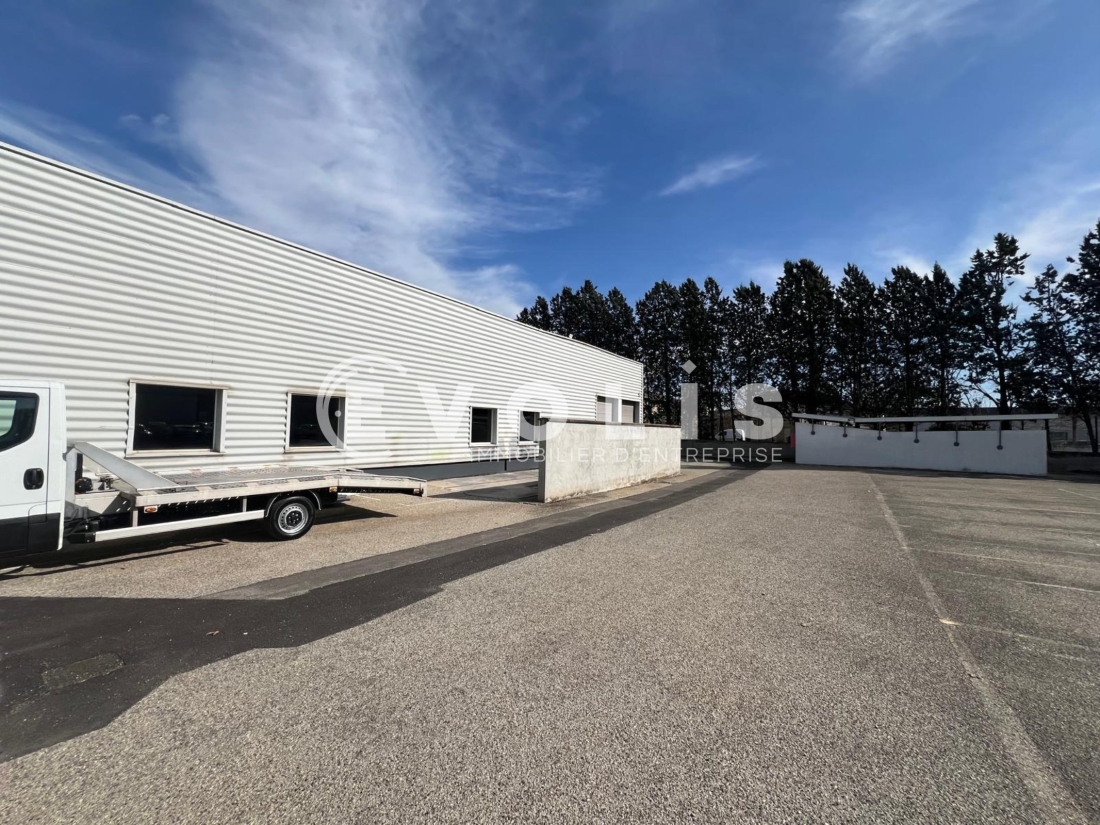 Photo 4 – location Entrepôts / activités	VENISSIEUX (69200)