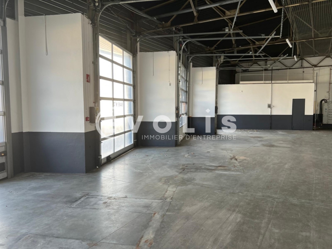 Photo 6 – location Entrepôts / activités	VENISSIEUX (69200)