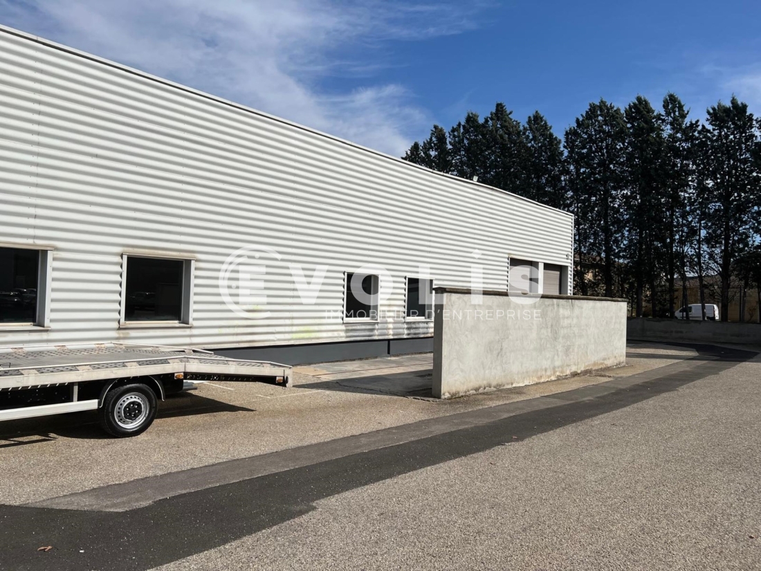 Photo 8 – location Entrepôts / activités	VENISSIEUX (69200)