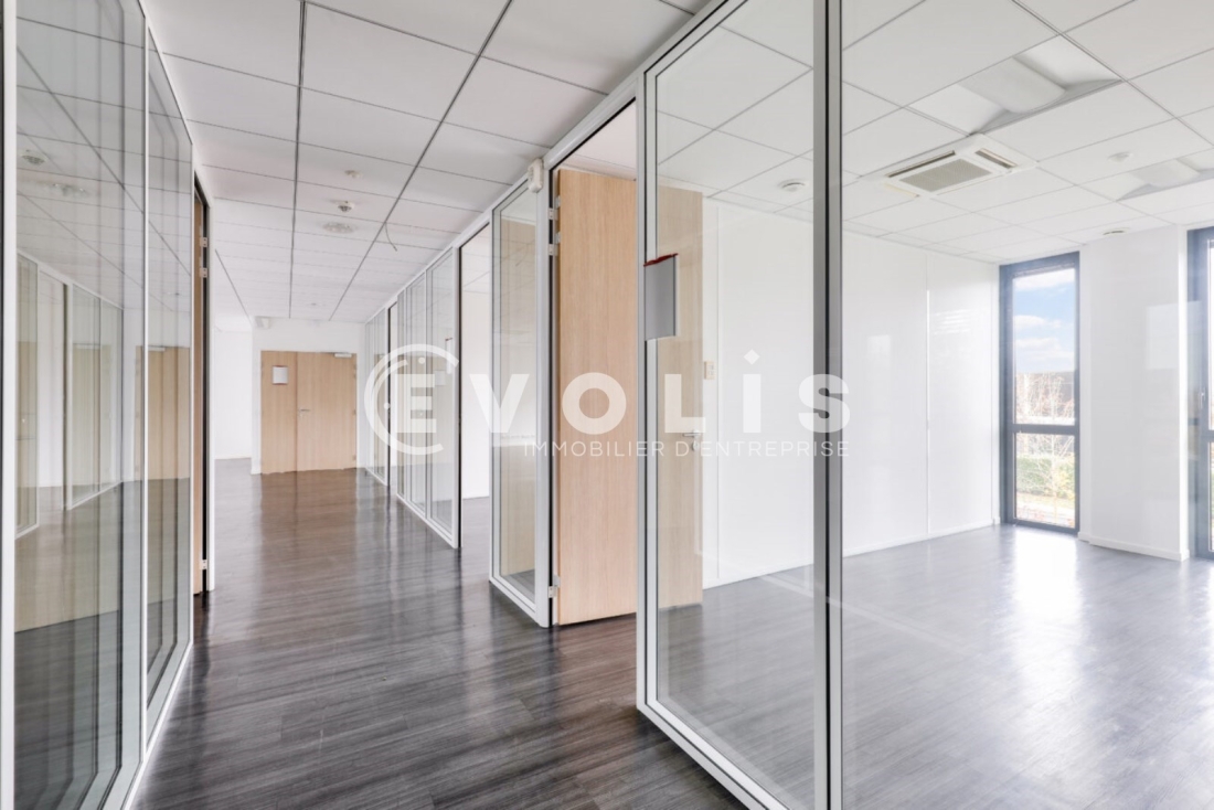 Photo 7 – location Entrepôts / activités	BAILLY ROMAINVILLIERS (77700)