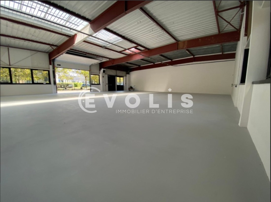 Photo 3 – location Entrepôts / activités	VILLEBON SUR YVETTE (91140)