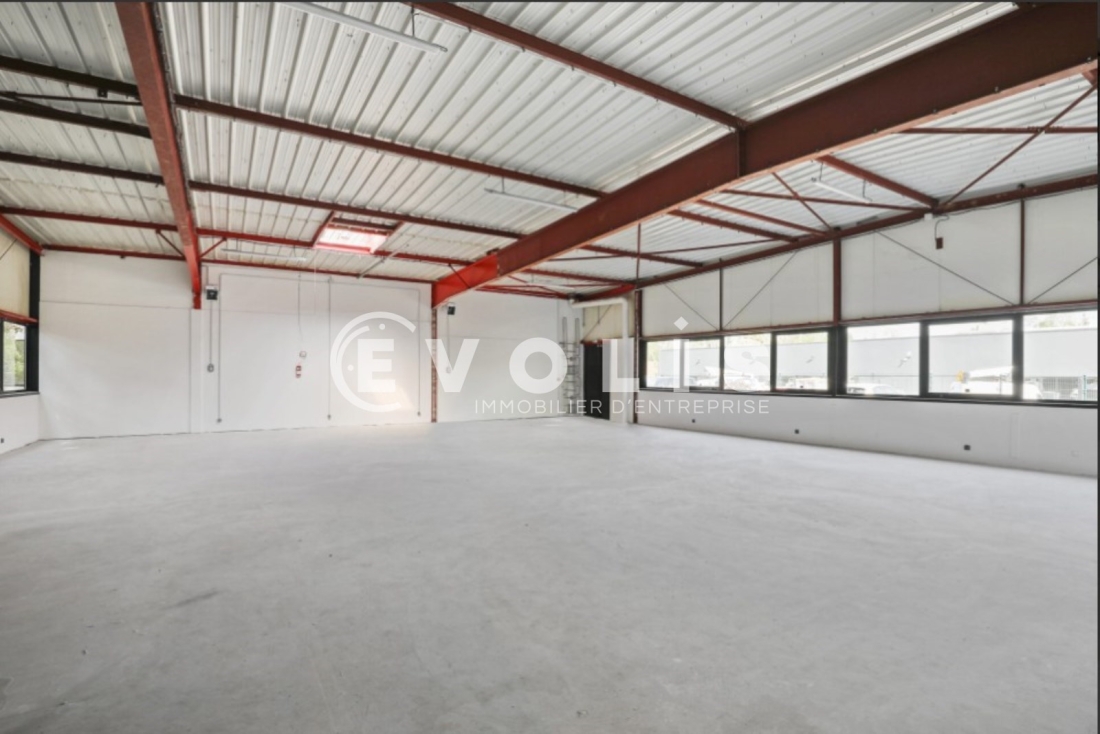 Photo 4 – location Entrepôts / activités	VILLEBON SUR YVETTE (91140)