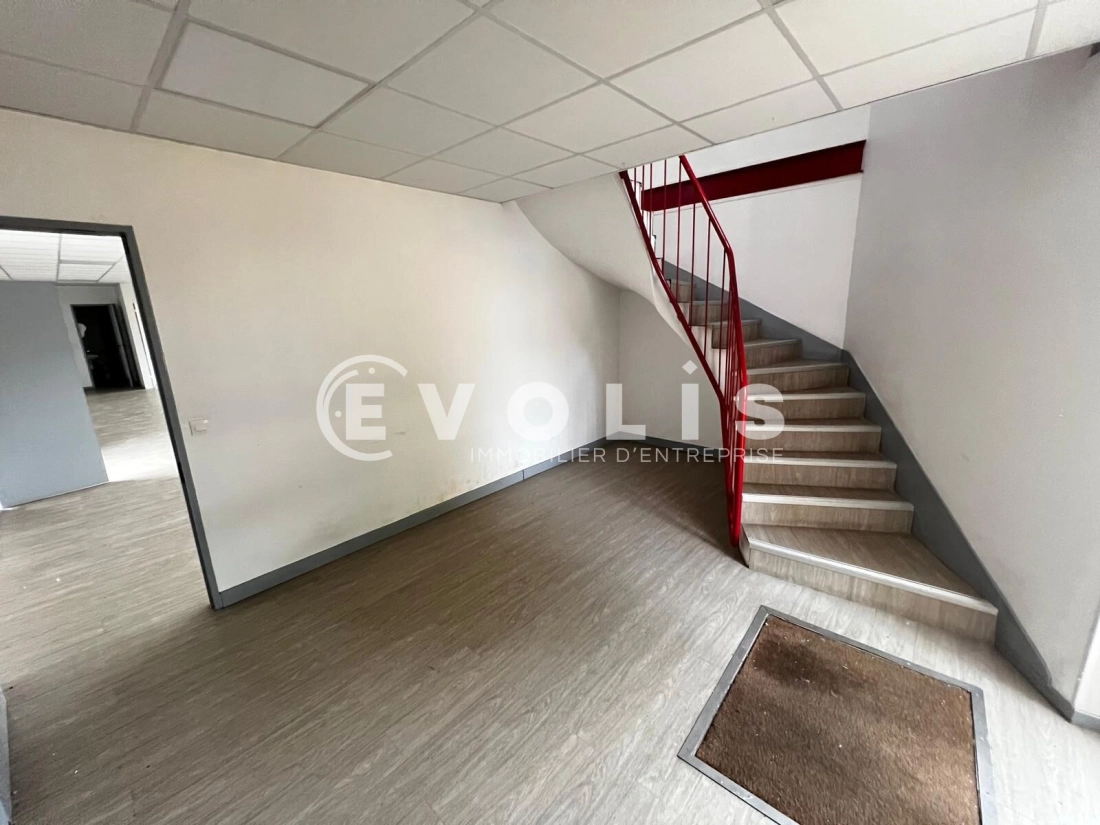 Photo 8 – location Entrepôts / activités	BONDOUFLE (91070)