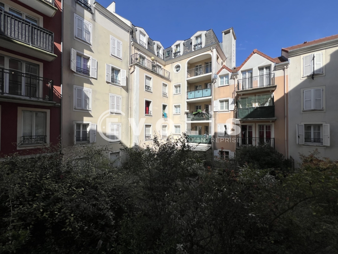 Photo 2 – location bureaux	LES PAVILLONS SOUS BOIS (93320)