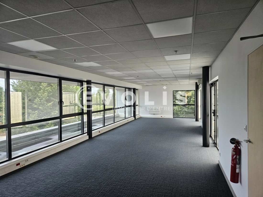 Photo 4 – location Entrepôts / activités	WISSOUS (91320)