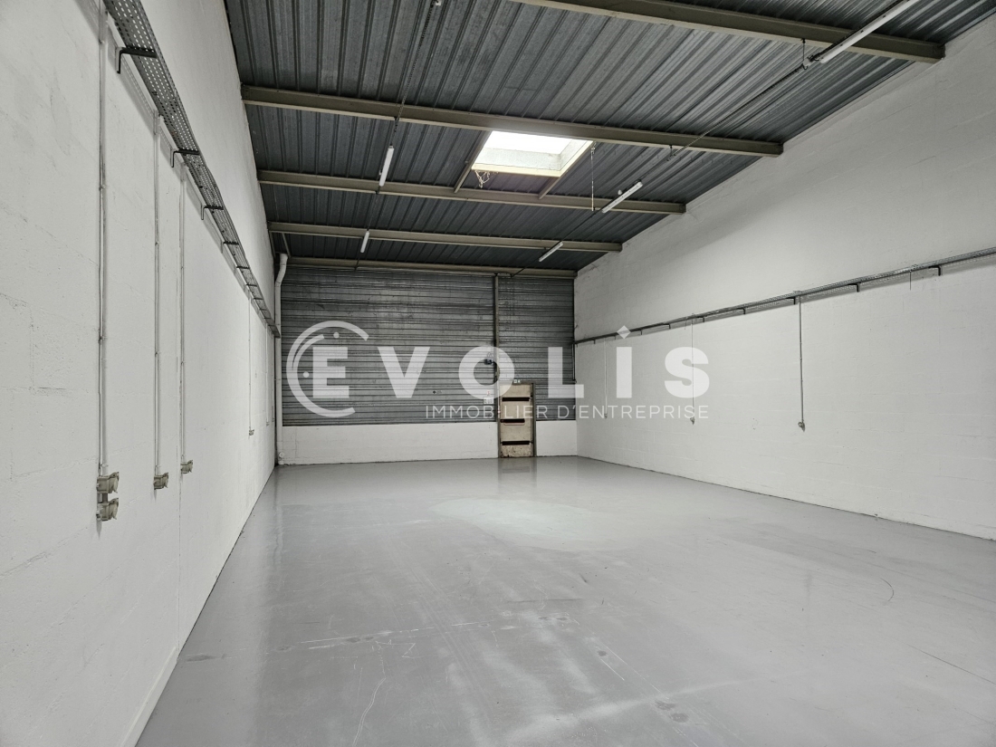 Photo 12 – location Entrepôts / activités	CHILLY MAZARIN (91380)