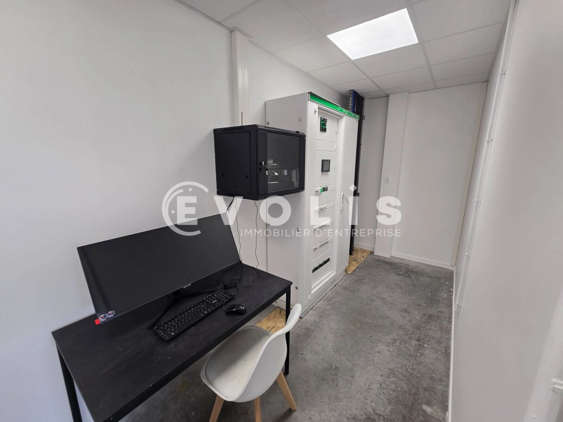 Photo 10 – location Entrepôts / activités	LISSES (91090)