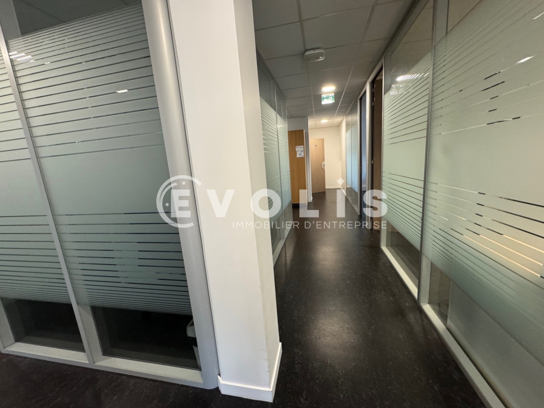 Photo 2 – location bureaux	BOVES (80440)