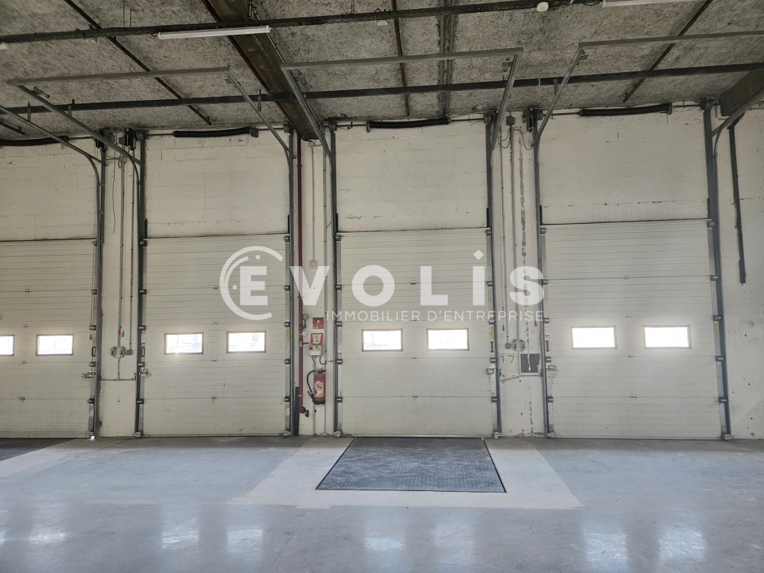 Photo 4 – location Entrepôts / activités	LES ULIS (91940)