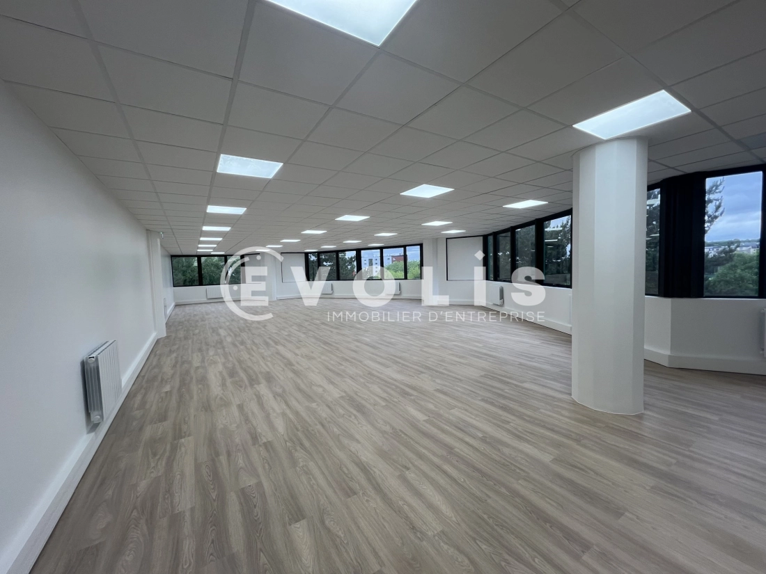 Photo 3 – location bureaux	ROSNY SOUS BOIS (93110)