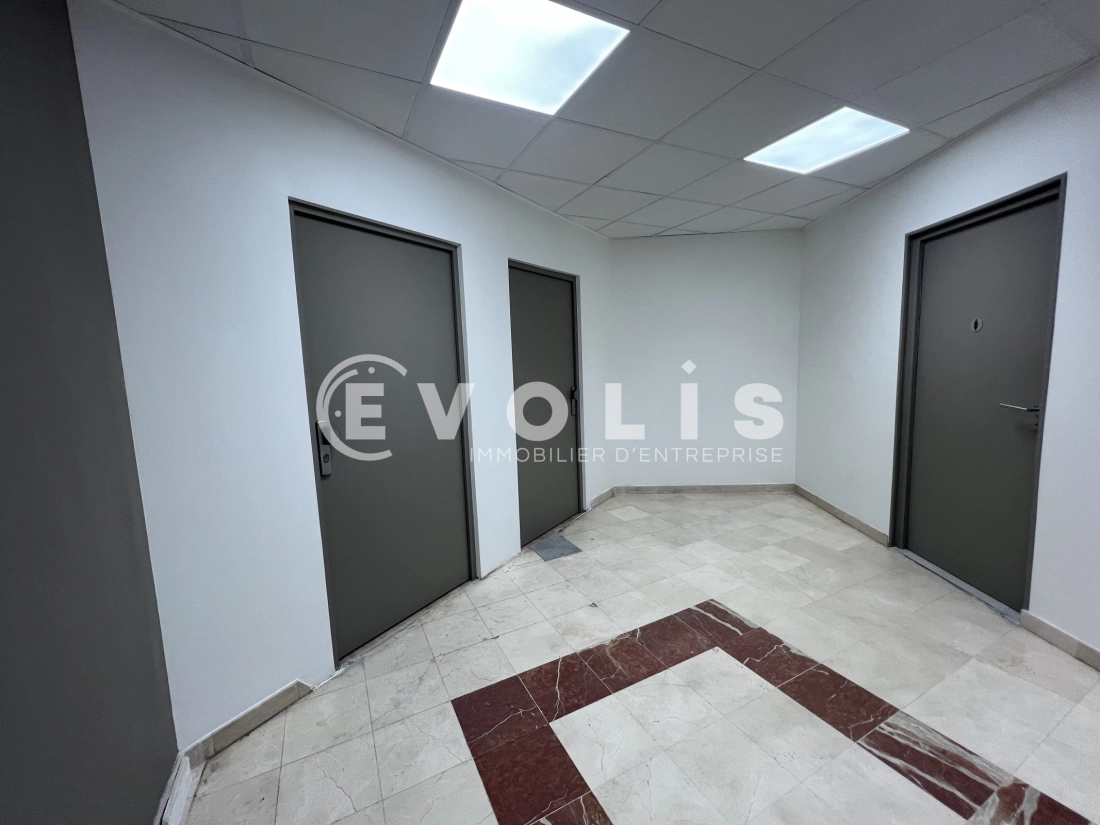 Photo 2 – location bureaux	ROSNY SOUS BOIS (93110)