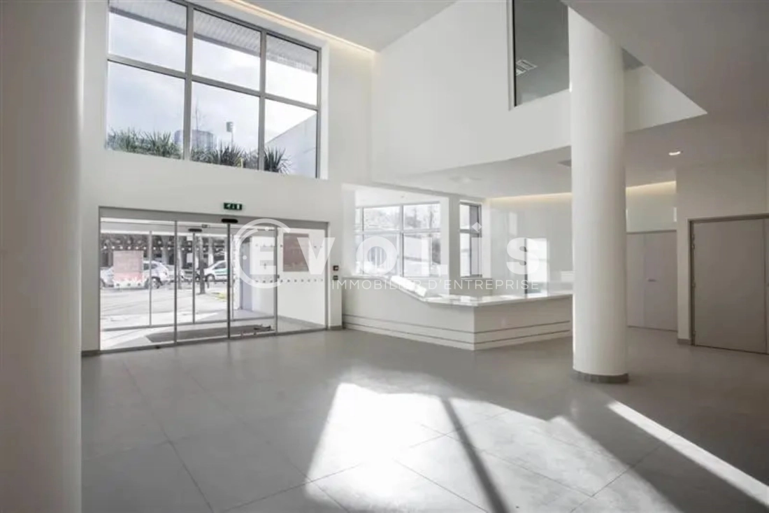 Photo 3 – location bureaux	NOISY LE GRAND (93160)