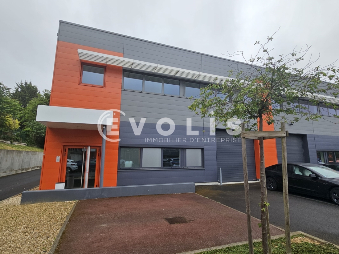 Photo 3 – location Entrepôts / activités	PALAISEAU (91120)