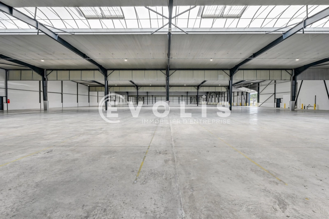 Photo 6 – location Entrepôts / activités	GOUSSAINVILLE (95190)