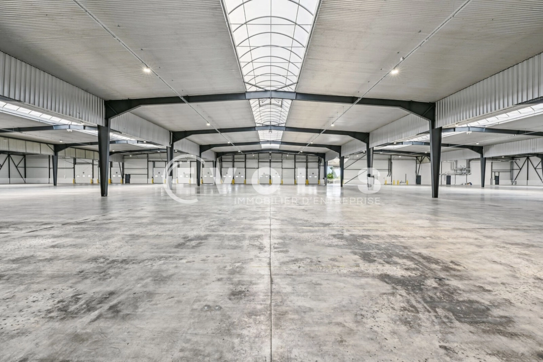 Photo 8 – location Entrepôts / activités	GOUSSAINVILLE (95190)