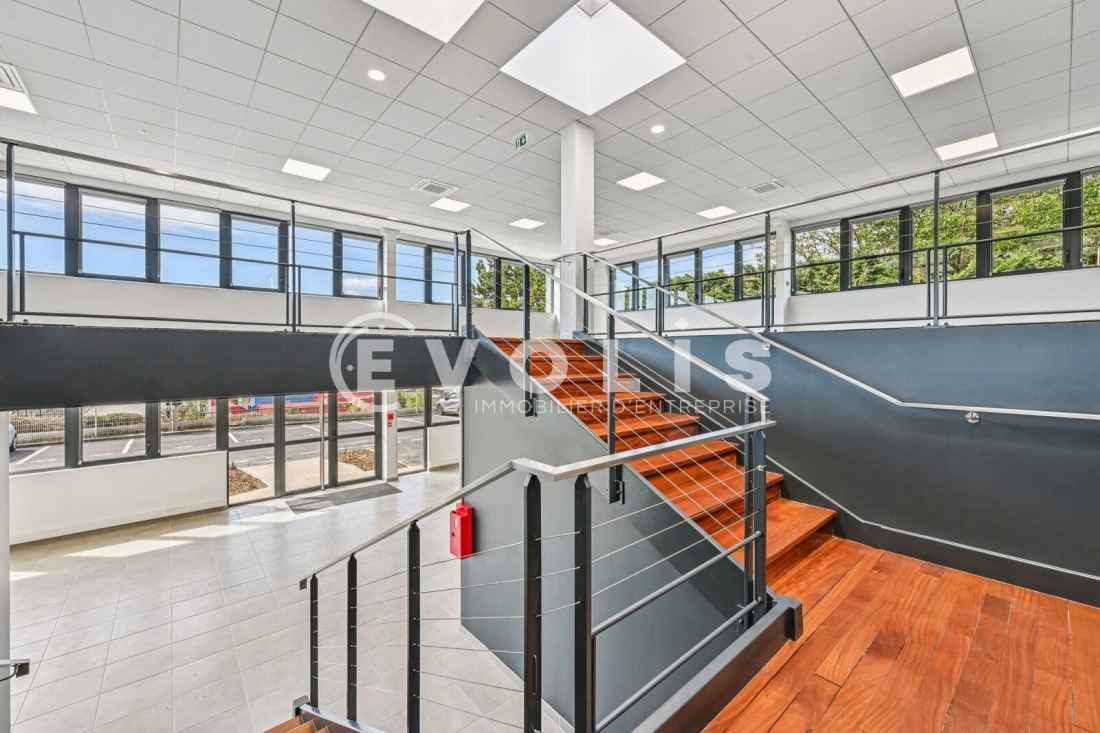 Photo 14 – location Entrepôts / activités	GOUSSAINVILLE (95190)